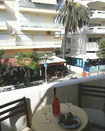 Cozy Flat At Rhodes Centre Lejlighed